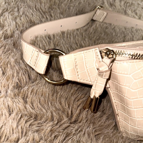 H&M Snakeskin Waistbag Fannypack - Picture 5 of 10